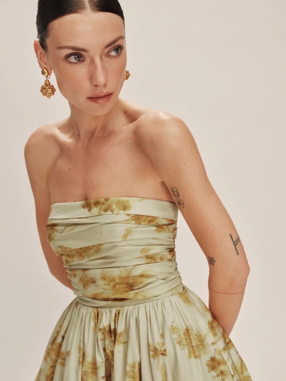 Reformation Sage Green Floral Strap Dress with Gold-Brown Print - Picture 4 of 13